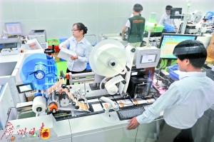 護(hù)照、港澳通行證制作也需要用到風(fēng)淋室